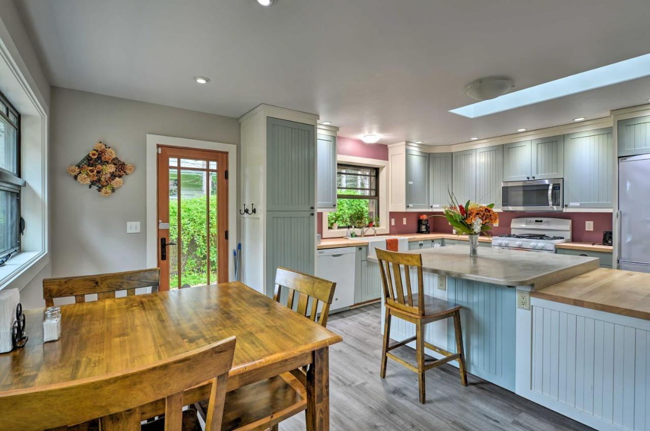 Quiet And Cozy Eureka Home Near Sequoia Park And Zoo! Exterior photo